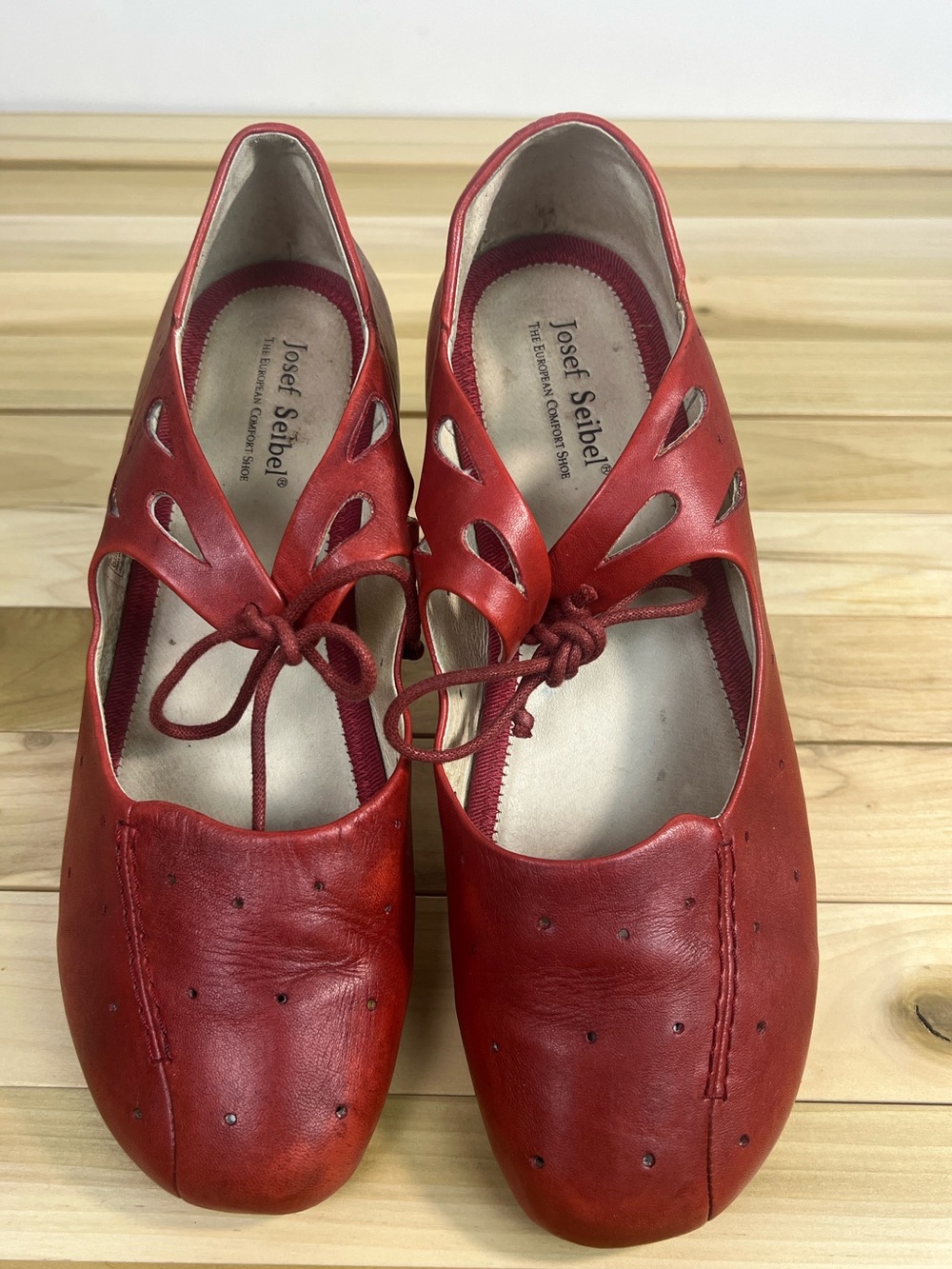 Josef Seibel Fiona 04 leather slip-on shoes. The European Comfort Shoe size 41